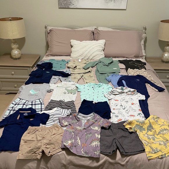 *SOLD*Large Carters Dino Lot - Picture 1 of 16